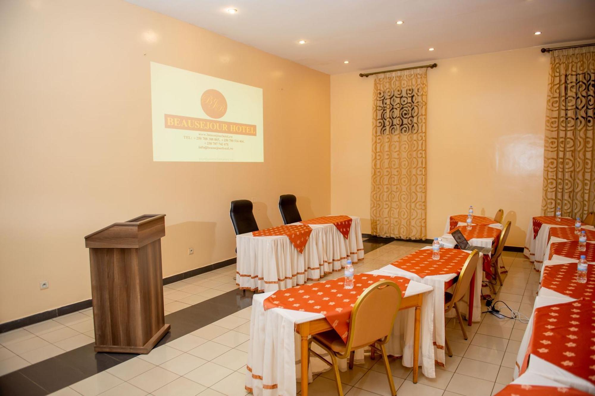 Beausejour Hotel Κιγκάλι Εξωτερικό φωτογραφία