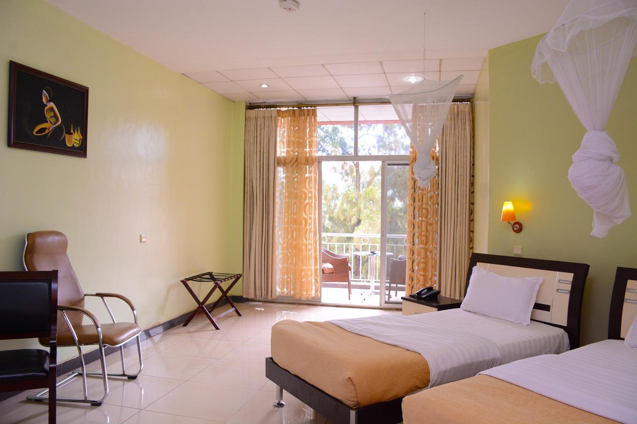 Beausejour Hotel Κιγκάλι Εξωτερικό φωτογραφία