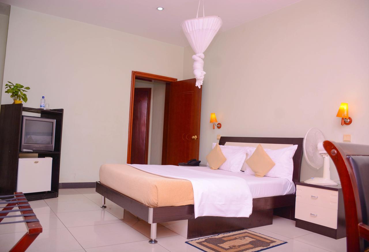 Beausejour Hotel Κιγκάλι Εξωτερικό φωτογραφία